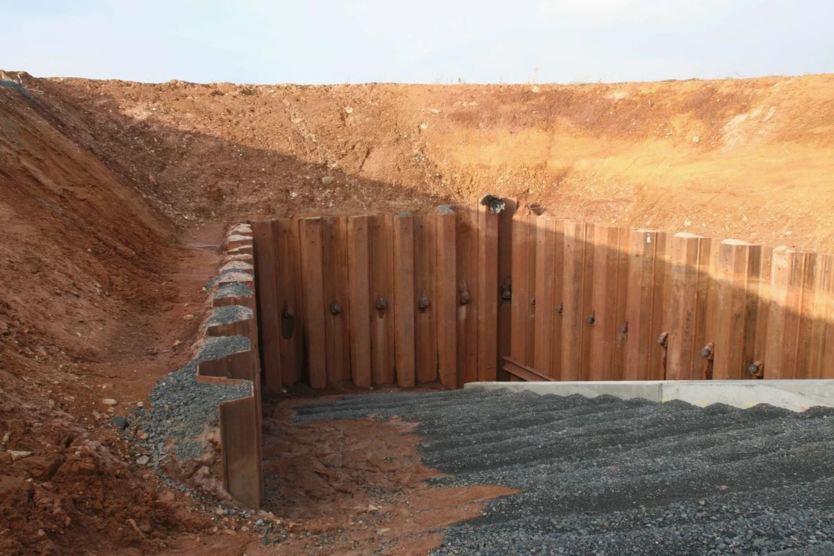 Illustrative image of Sheet pile wall design in Liverpool